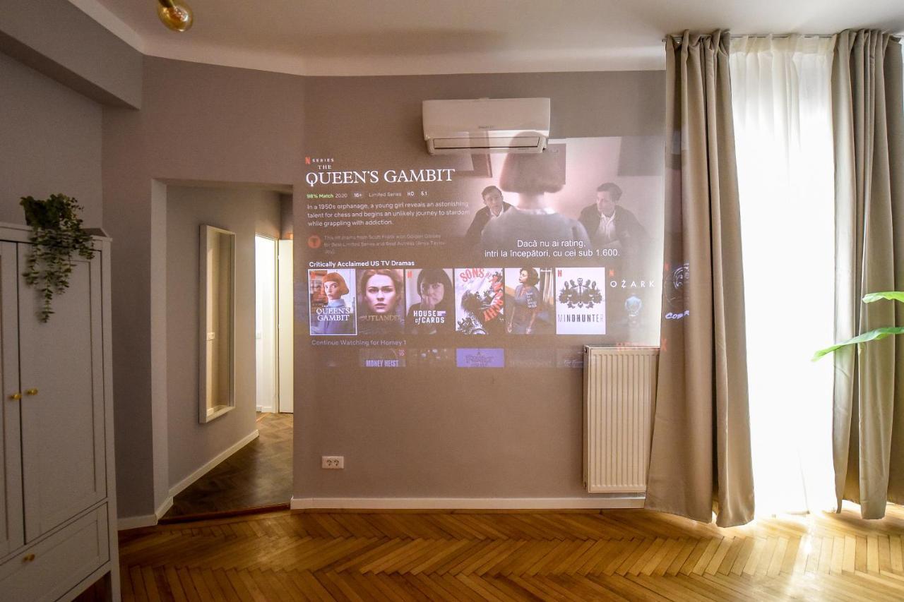 Modern Stay - Central Studios With Wall Projector Near Radisson Bucarest Extérieur photo