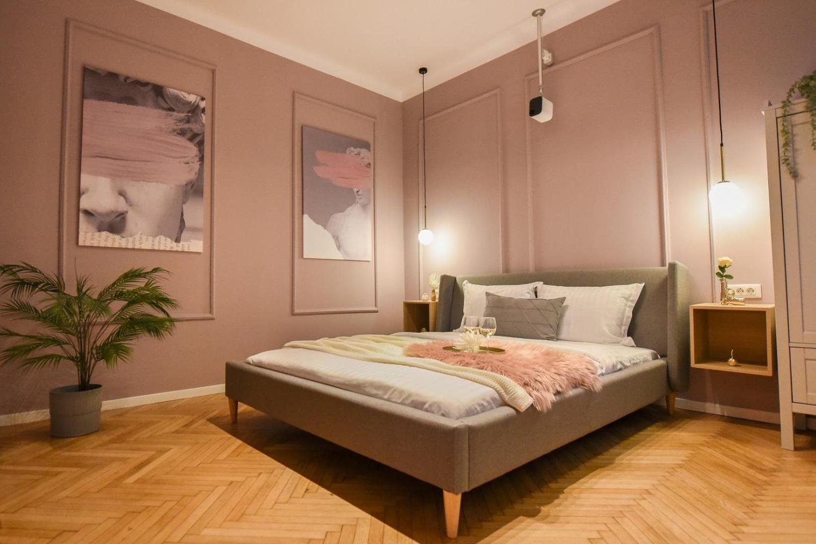Modern Stay - Central Studios With Wall Projector Near Radisson Bucarest Extérieur photo