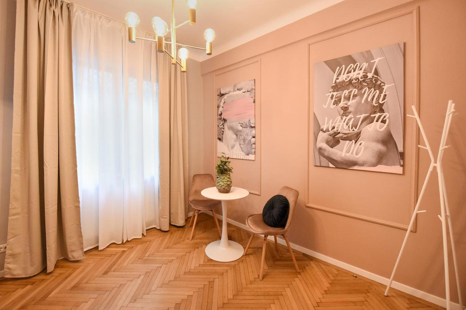 Modern Stay - Central Studios With Wall Projector Near Radisson Bucarest Extérieur photo