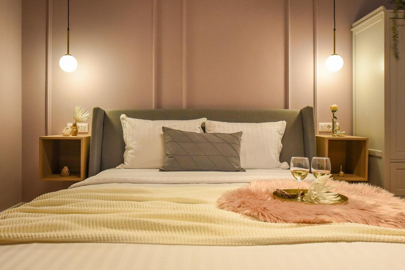 Modern Stay - Central Studios With Wall Projector Near Radisson Bucarest Chambre photo